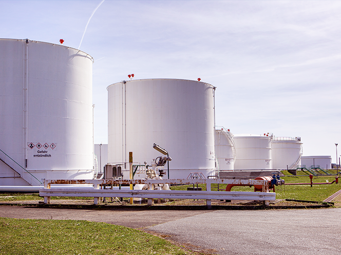 Plan and Schedule refinery